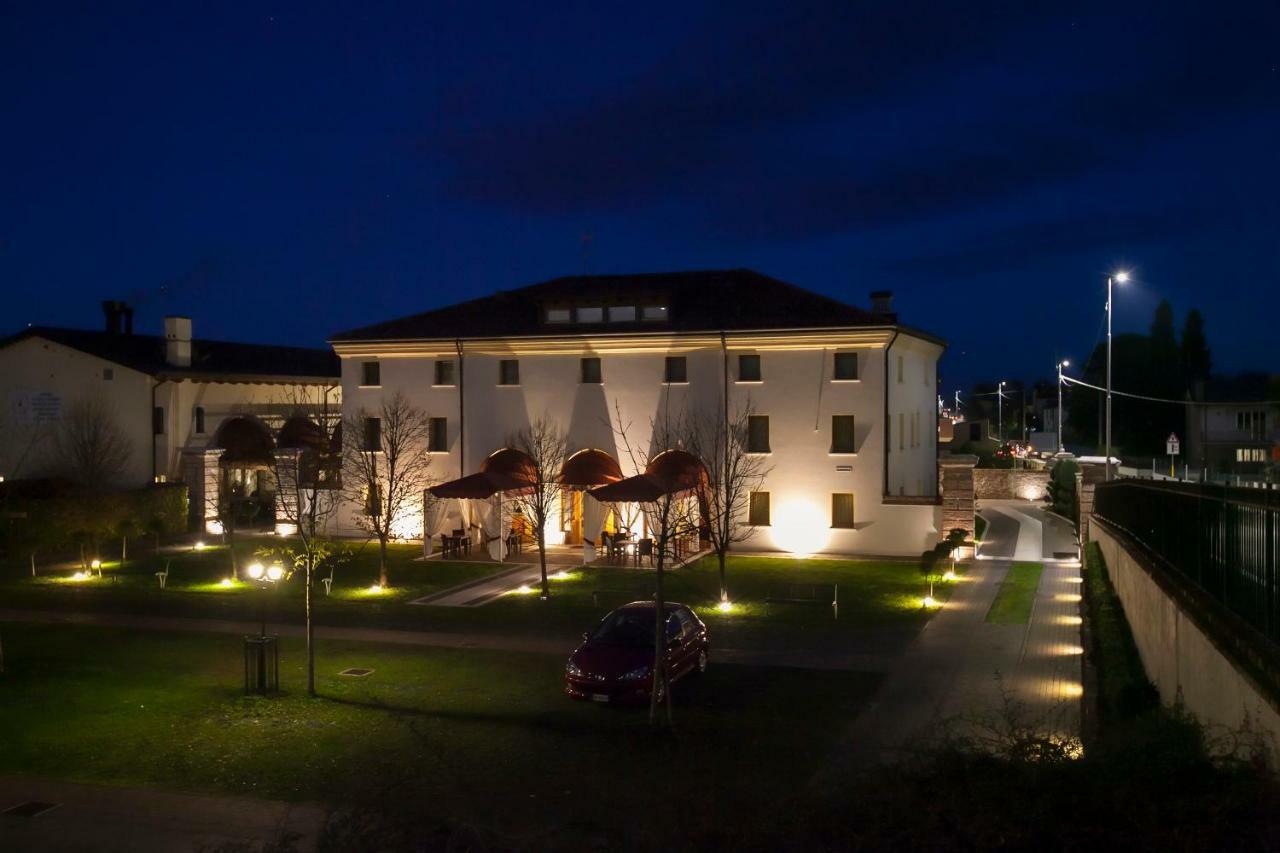 安蒂卡科尔特马可西尼酒店 坎帕那鲁皮亚 外观 照片